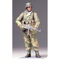 TAMIYA WWII GERMAN INFANTRYMAN