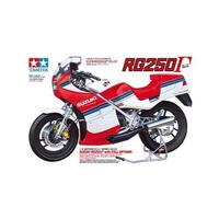 TAMIYA SUZUKI RG250R & FULL OPTILONS 1 :12th Scale Plastic Model - 74-T14029