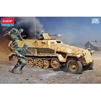 Academy 1/35 German Sd.kfz.251 Ausf.C Plastic Model Kit