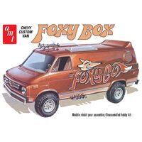 AMT 1/25 1975 Chevy Van "Foxy Box" Plastic Model Kit