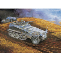 Dragon 1/35 Sd.Kfz.10 + 10.5cm le.SH.18 Plastic Model Kit [6939]