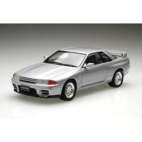 Fujimi 1/24 Nissan Skyline R32 GT-R V-spec II '94 (ID-47) Plastic Model Kit