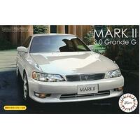 Fujimi 1/24 Toyota Mark.II 3.0 Grande G w/Window Frame Masking (ID-118) Plastic Model Kit