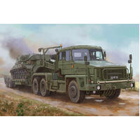 HobbyBoss 1/35 Scammell Commander w/ 62 tonne Crane Fruehauf semi-trailer Plastic Model Kit [85527]