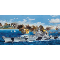 Trumpeter 1/200 USS Iowa BB-61 Plastic Model Kit [03706]